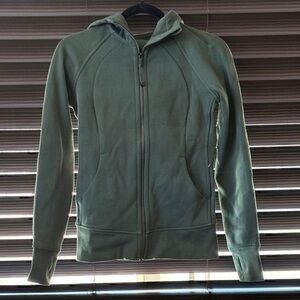 Women’s Lululemon Green Zip-Up Sweater